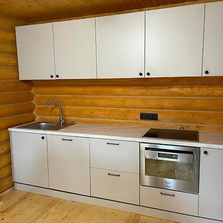 Дом отдыха Mira House *