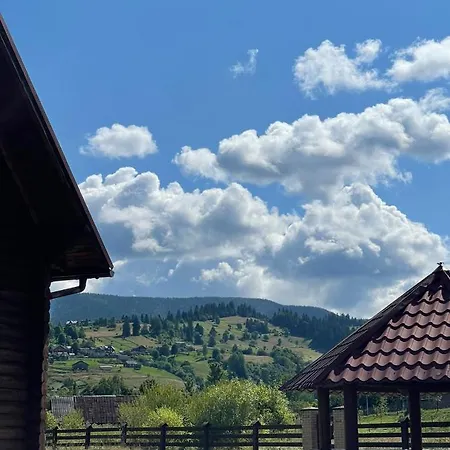 Mira House * Ворохта